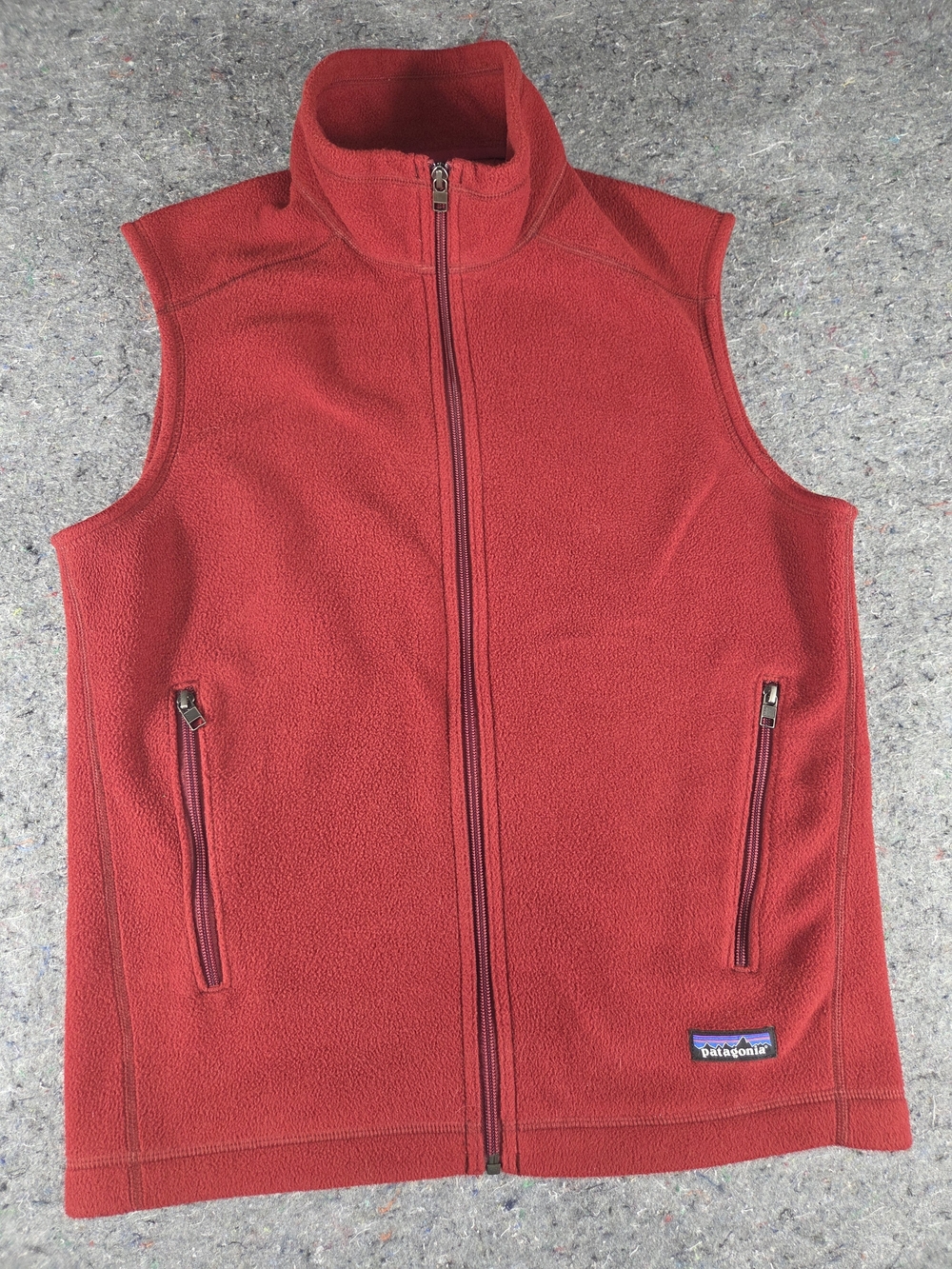 Patagonia Synchilla Fleece Vest Men’s Medium Red Full Zip 25185 FA14